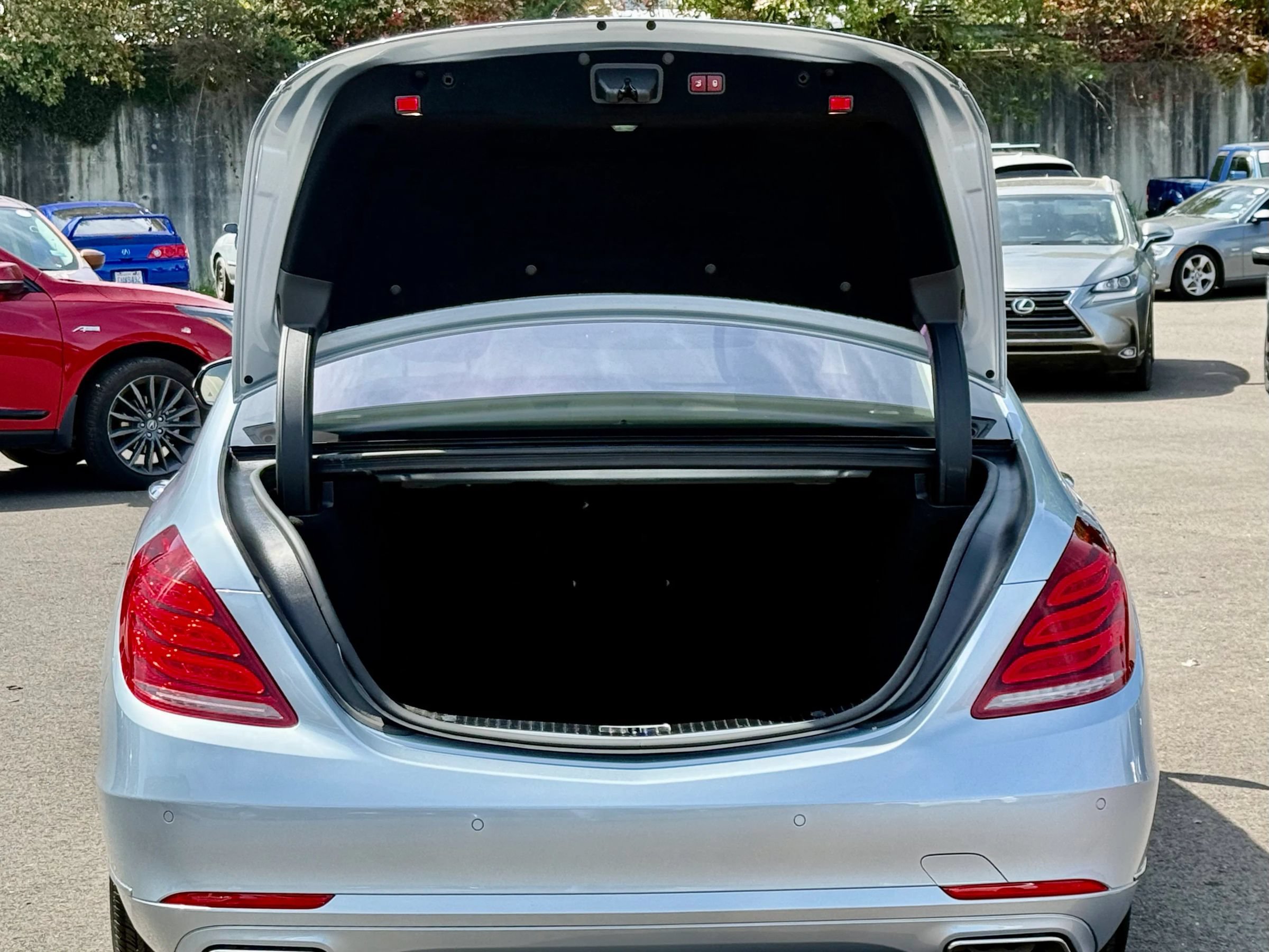 Used 2015 Mercedes-Benz S 550 4MATIC Sedan image 9