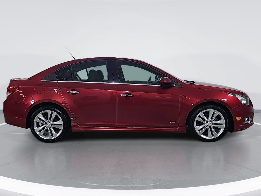 Used 2014 Chevrolet Cruze LTZ w/ RS Package FWD image 2