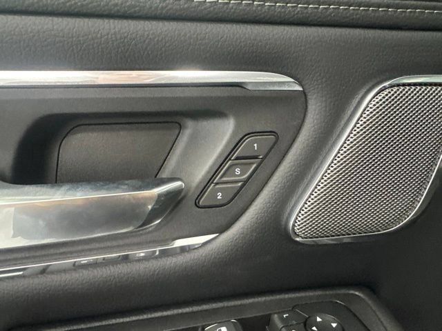New 2026 RAM 1500 Laramie AWD/4WD image 15