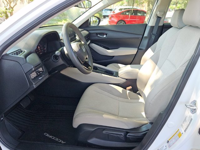 Used 2025 Honda Accord LX image 10