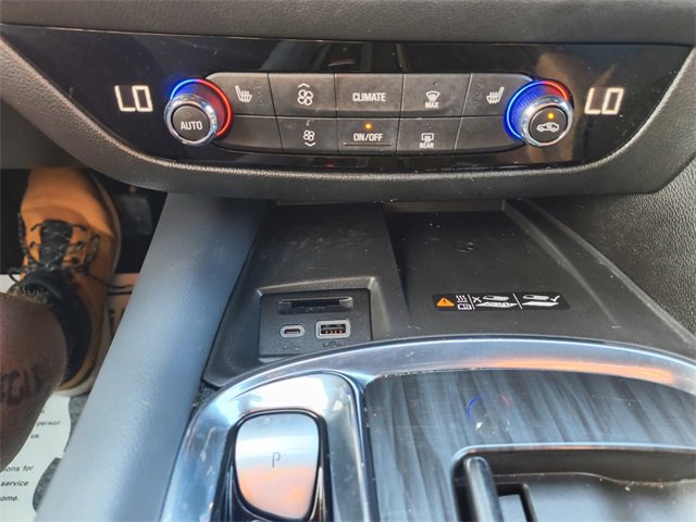 Used 2023 Buick Enclave Essence w/ Experience Buick Package image 29
