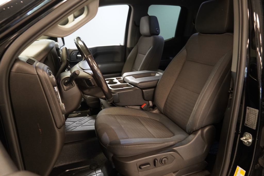 Used 2019 Chevrolet Silverado 1500 RST w/ All-Star Edition AWD/4WD image 3