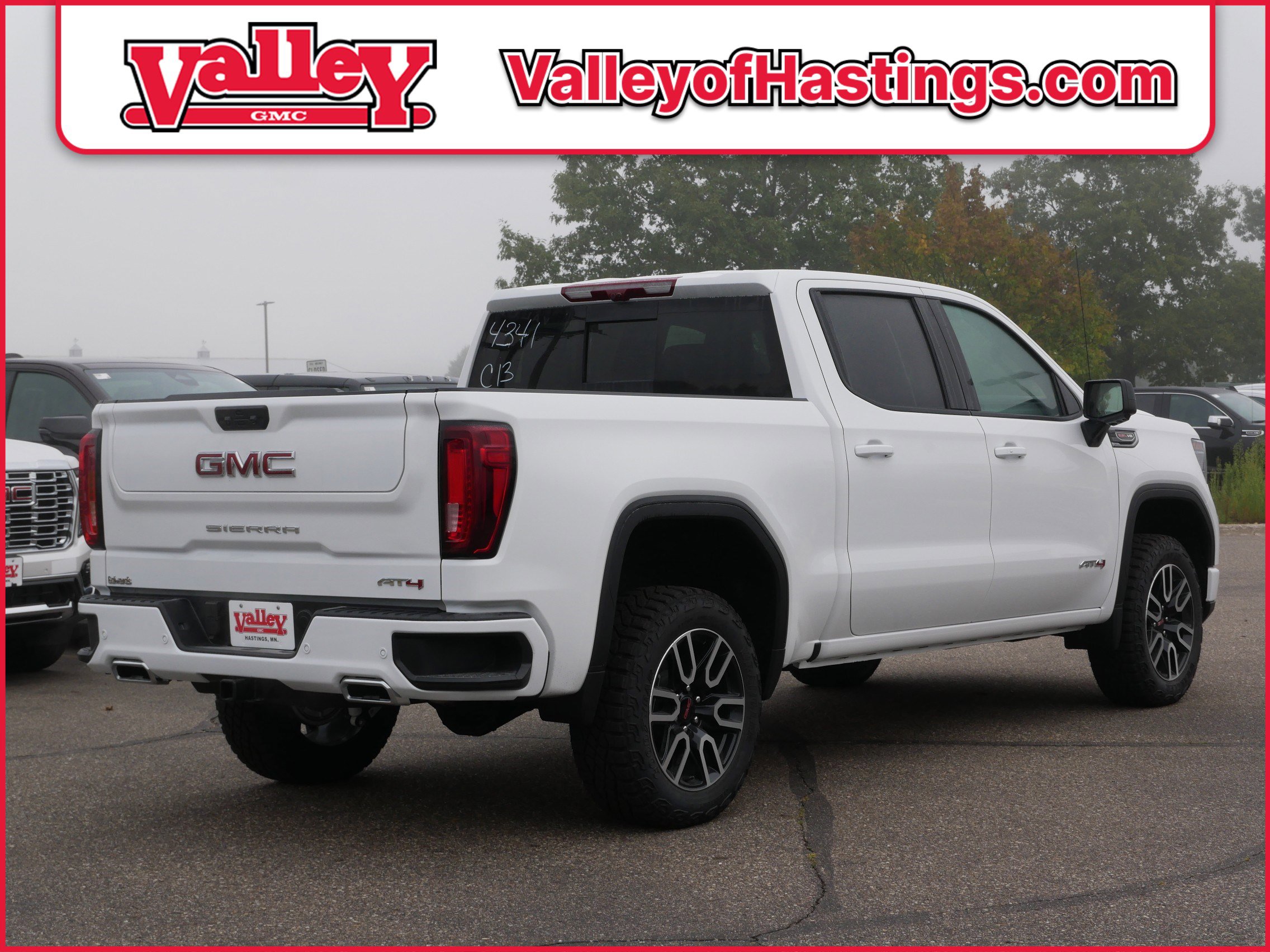 New 2026 GMC Sierra 1500 AT4 w/ Technology Package image 4