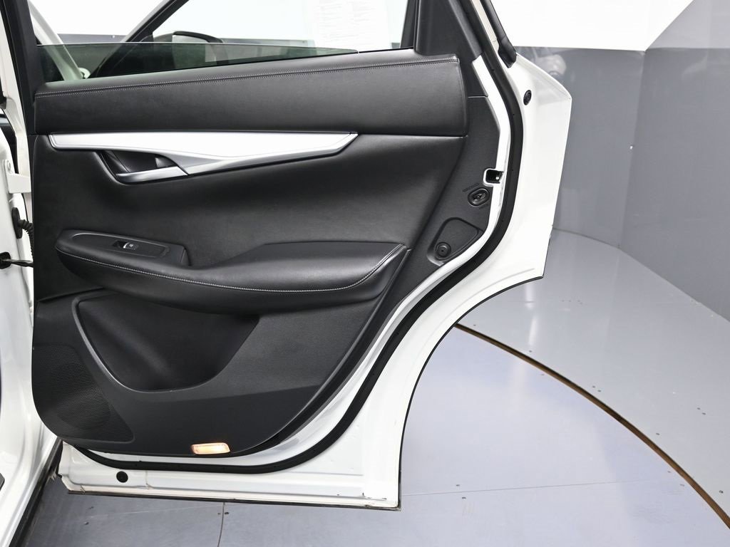 Used 2021 INFINITI QX50 Luxe w/ Appearance Package image 38