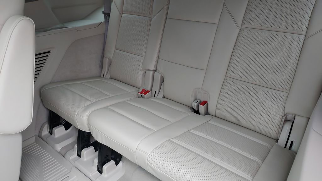 Used 2024 Cadillac Escalade Sport Platinum w/ LPO, ONYX Package AWD/4WD image 25