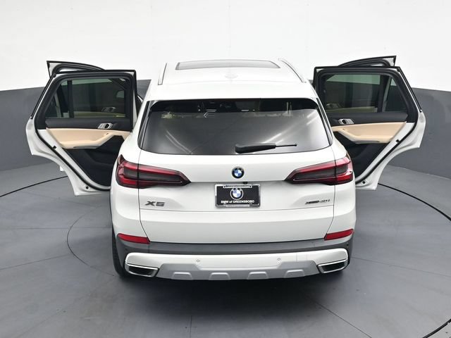 Used 2021 BMW X5 xDrive40i w/ Convenience Package AWD/4WD image 39