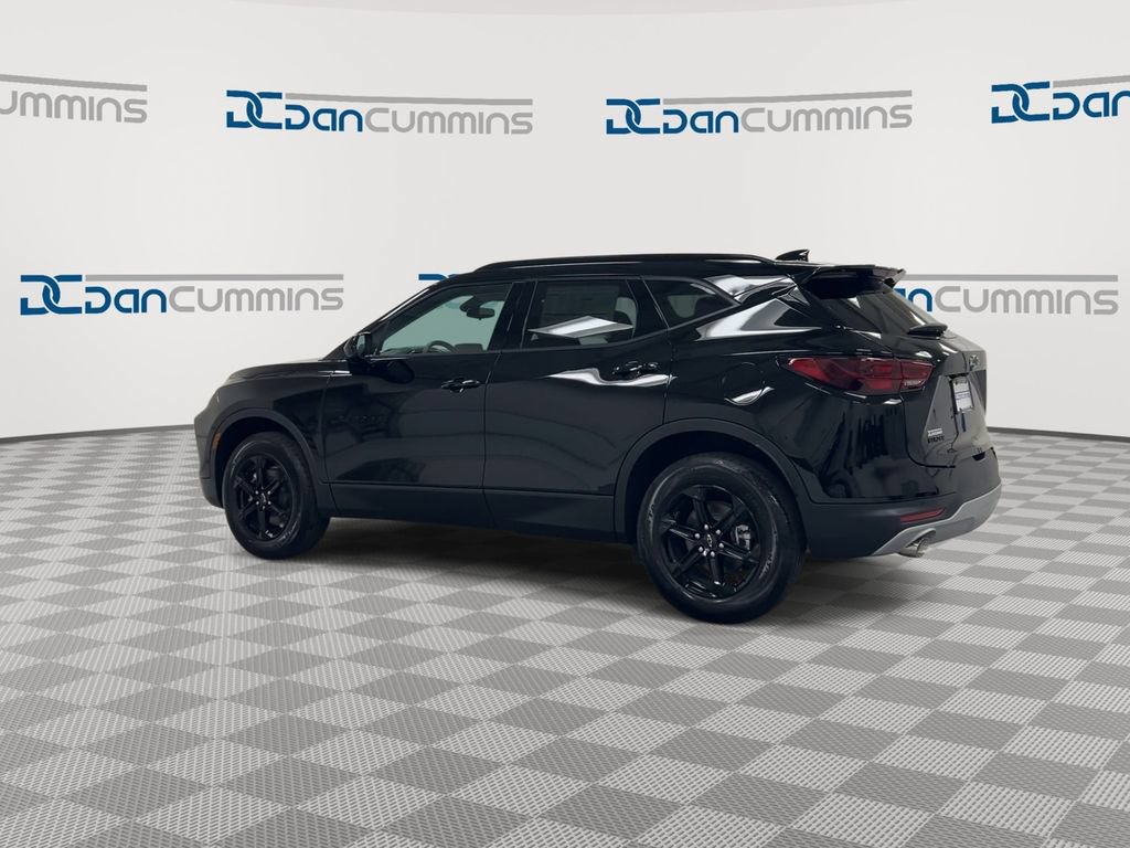 New 2026 Chevrolet Blazer LT w/ Midnight/Sport Edition FWD image 6