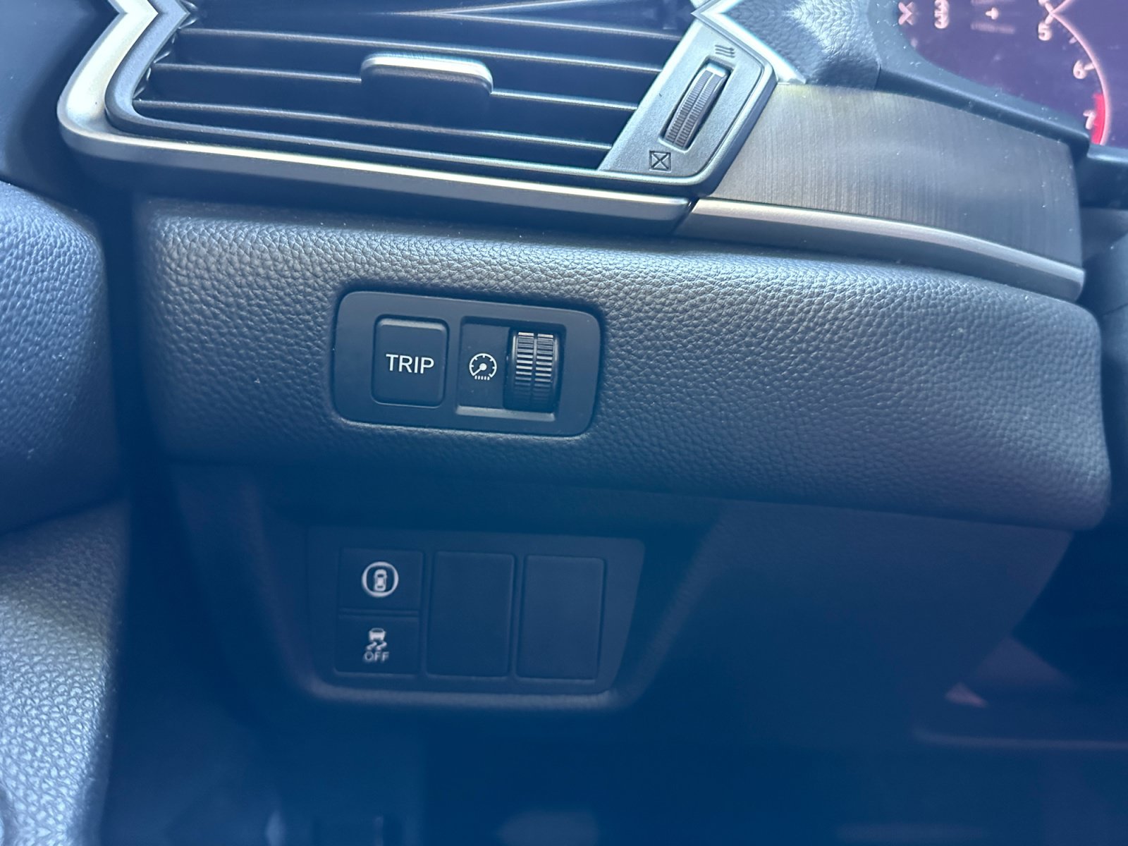 Used 2021 Honda Accord LX image 17