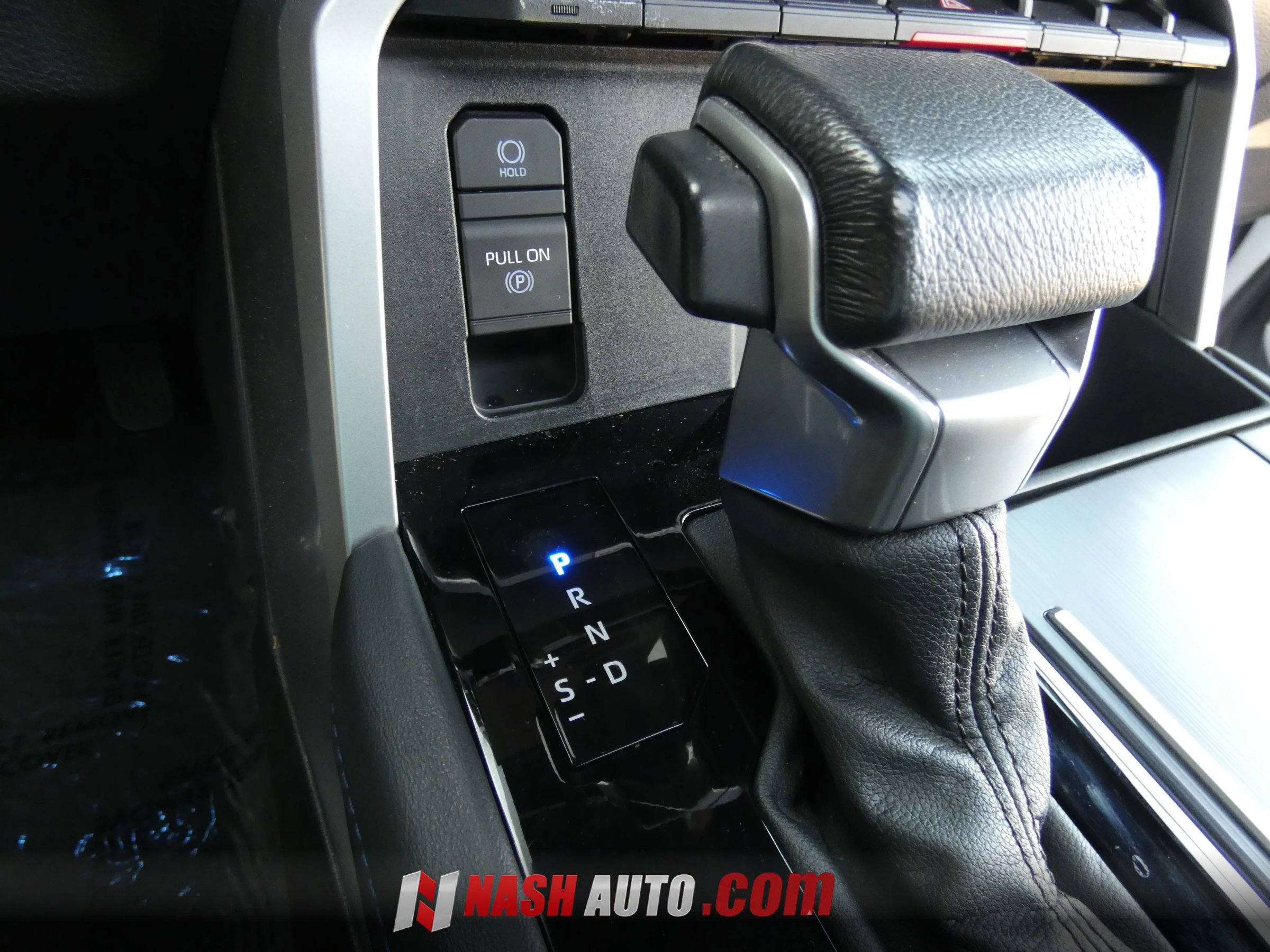 Used 2024 Toyota Tundra Platinum AWD/4WD image 63