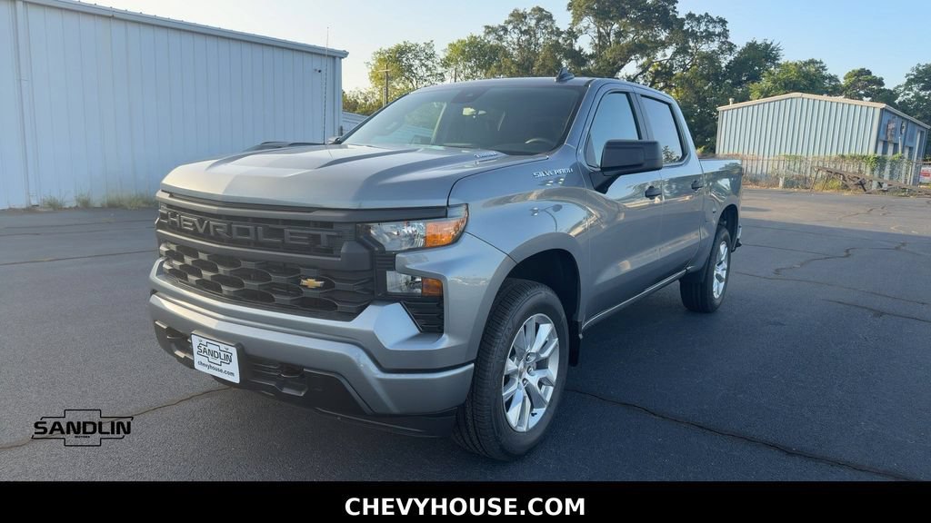 New 2026 Chevrolet Silverado 1500 Custom RWD image 4