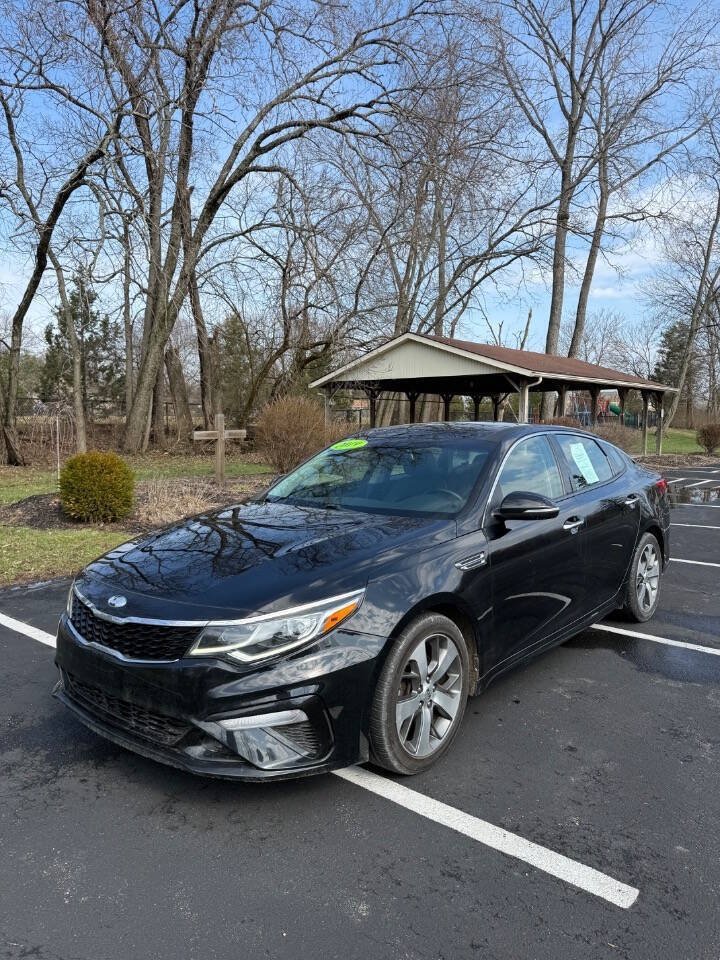 Used 2019 Kia Optima S w/ S Panoramic Sunroof Package FWD image 1