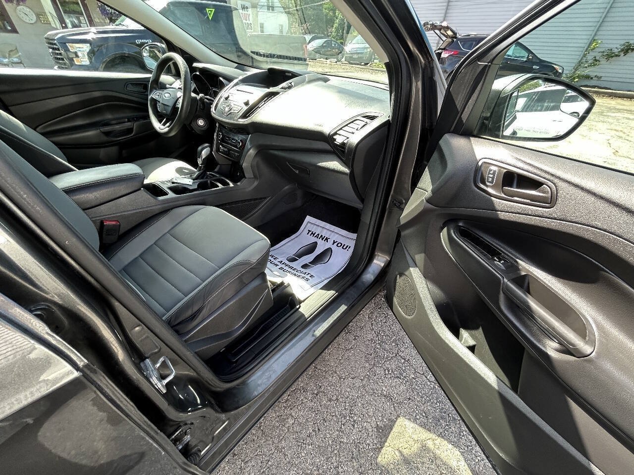 Used 2017 Ford Escape S FWD image 9