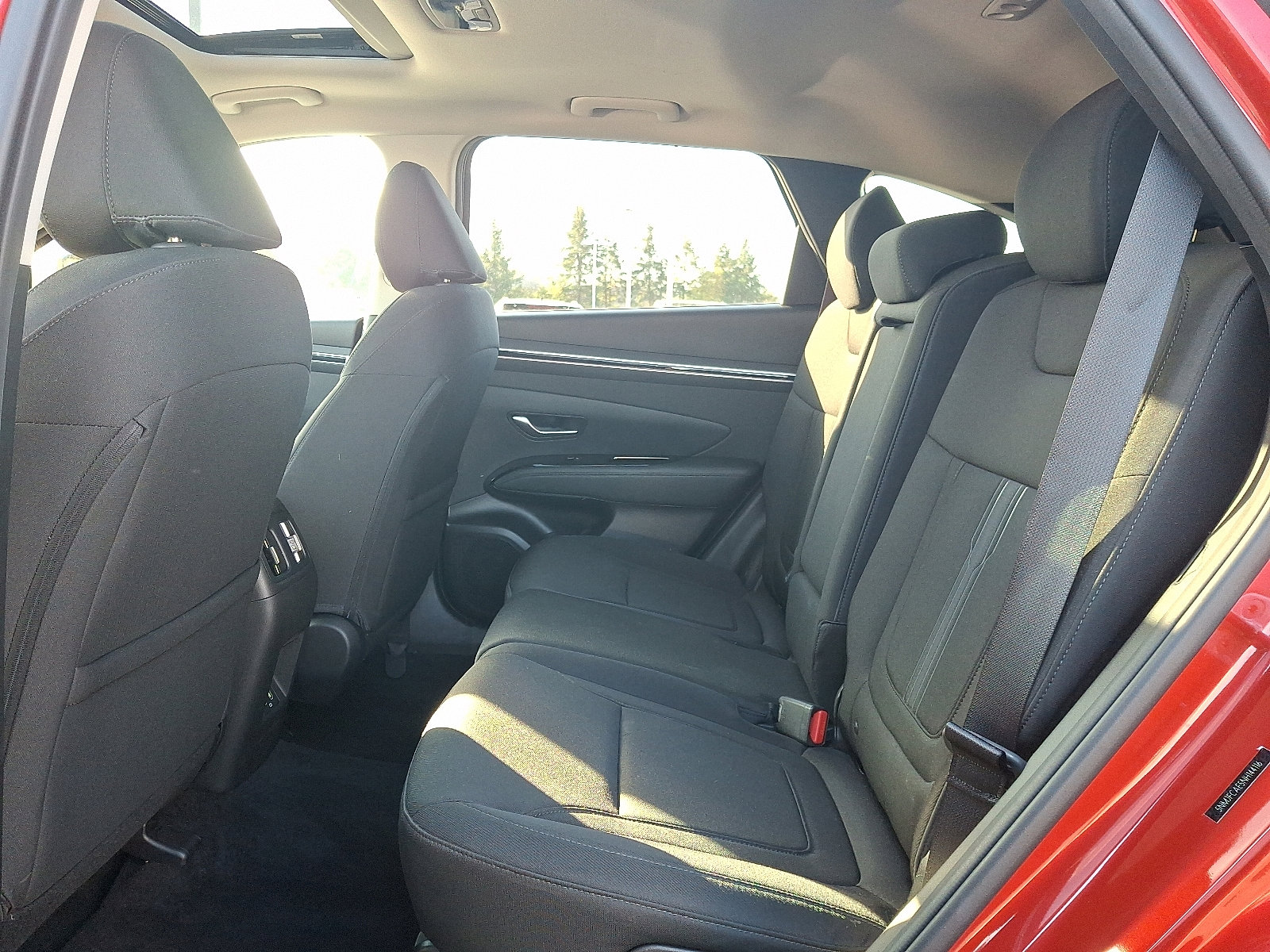 Used 2022 Hyundai Tucson SEL w/ Convenience Package image 10