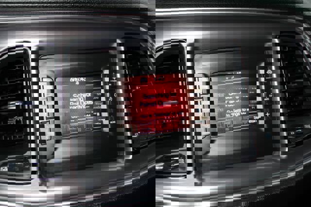 Used 2016 Dodge Challenger SXT w/ Blacktop Package image 17