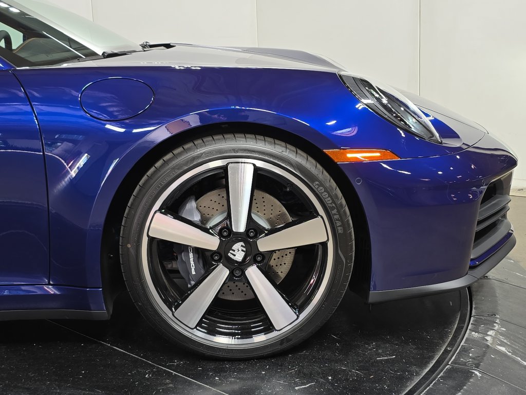 New 2026 Porsche 911 Carrera RWD image 11