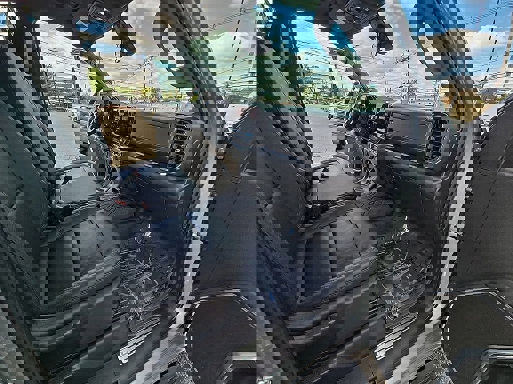 Used 2024 Chevrolet Silverado 2500 LT w/ Convenience Package image 46