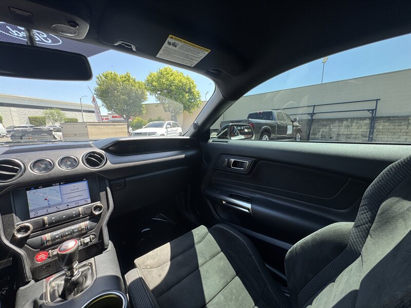 Used 2017 Ford Mustang Shelby GT350 w/ Electronics Package RWD image 30