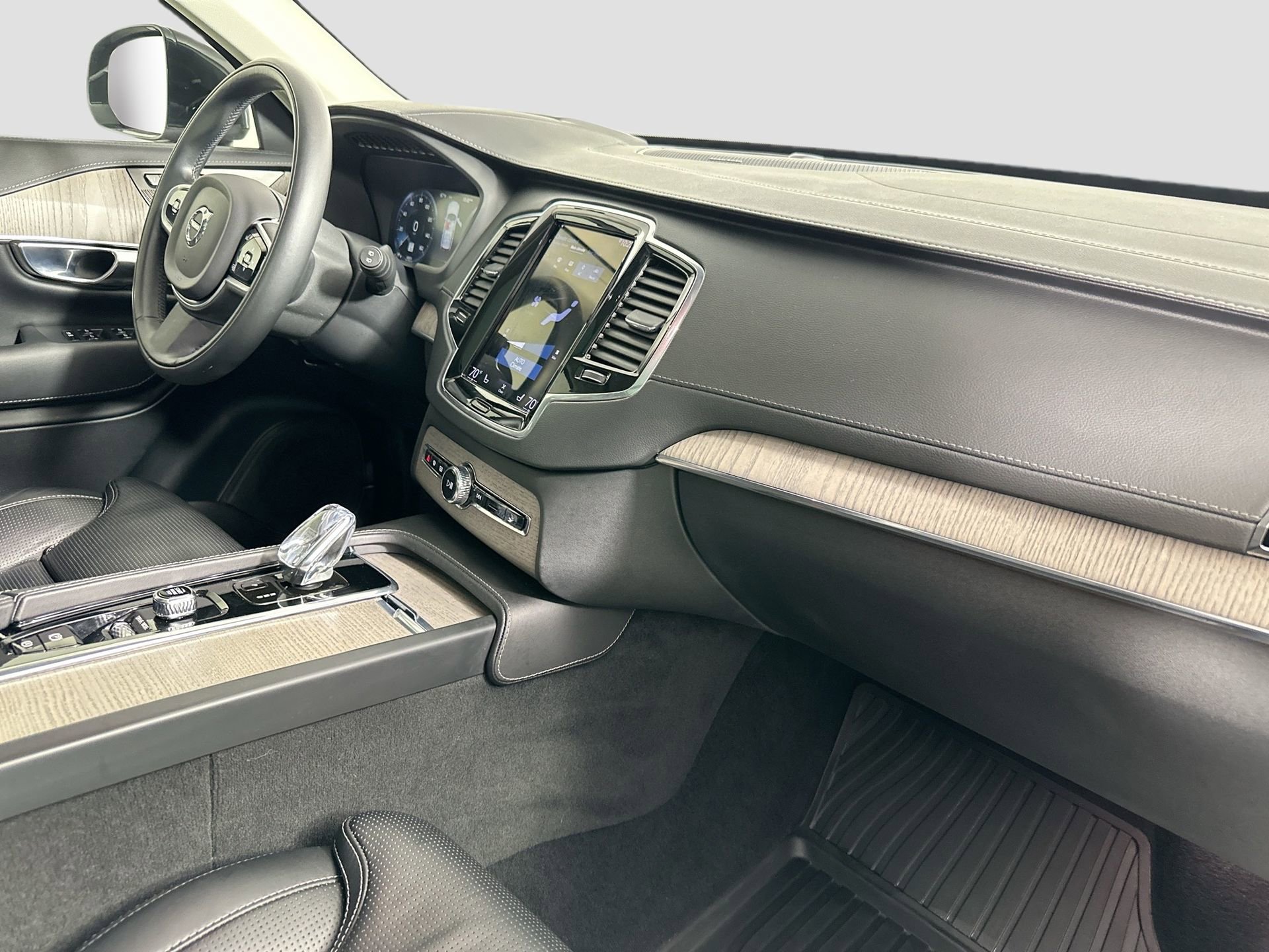 Used 2021 Volvo XC90 T8 Inscription Expression image 32