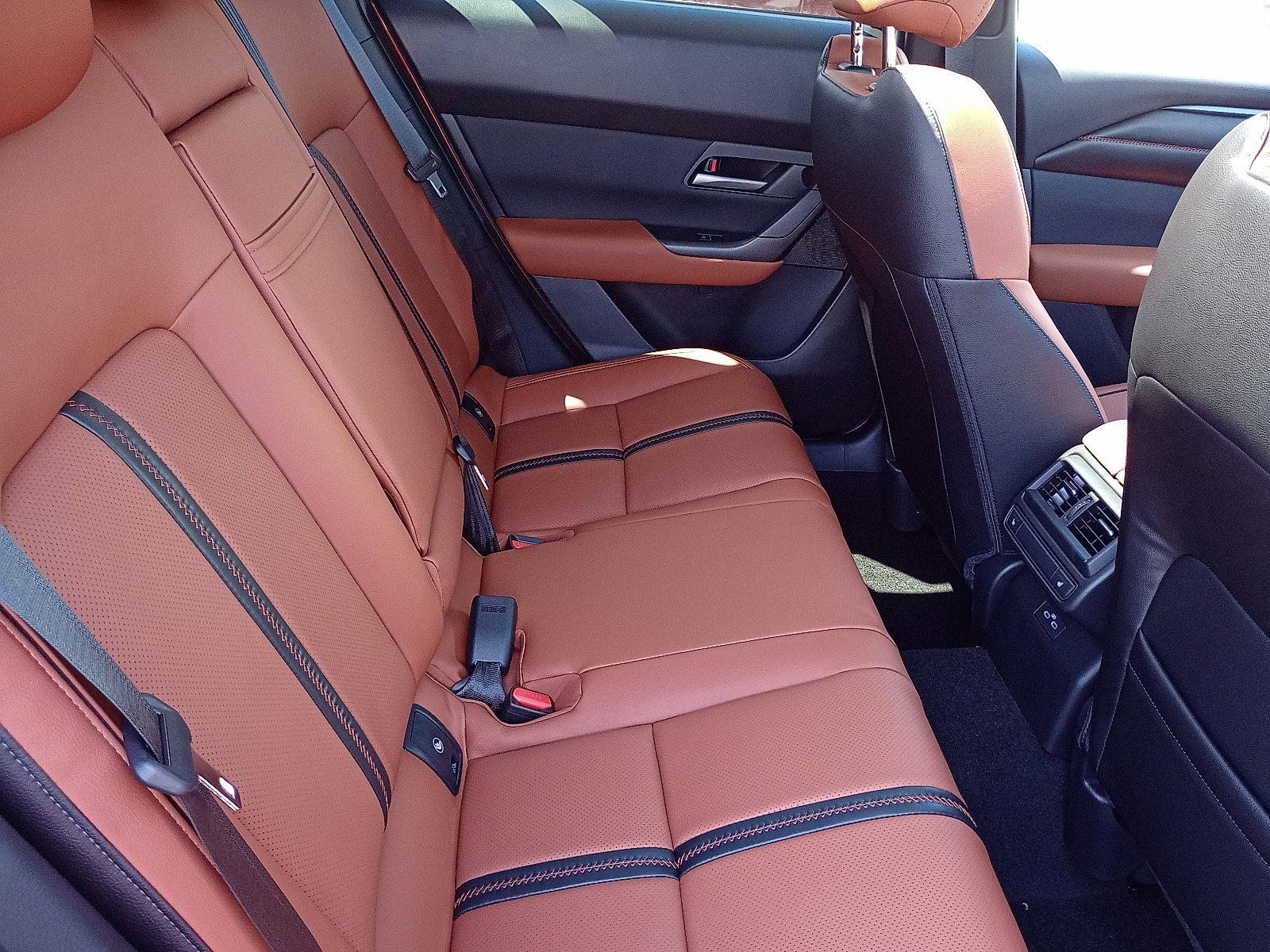 New 2025 MAZDA CX-50 AWD 2.5 Turbo w/ Weather Package image 8