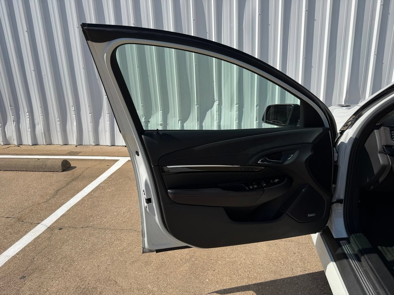 Used 2016 Chevrolet SS RWD image 21