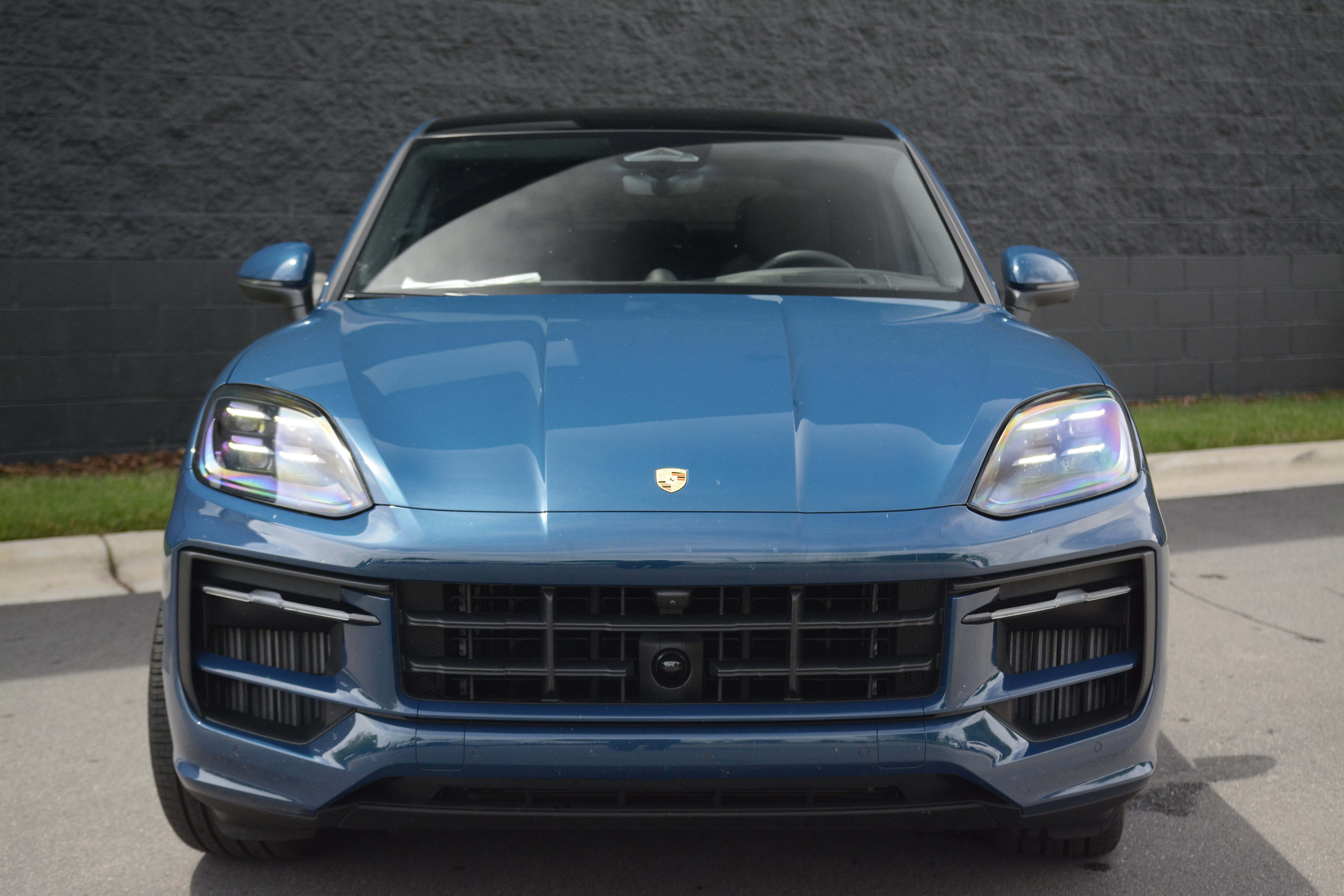 Certified 2026 Porsche Cayenne S AWD/4WD image 10