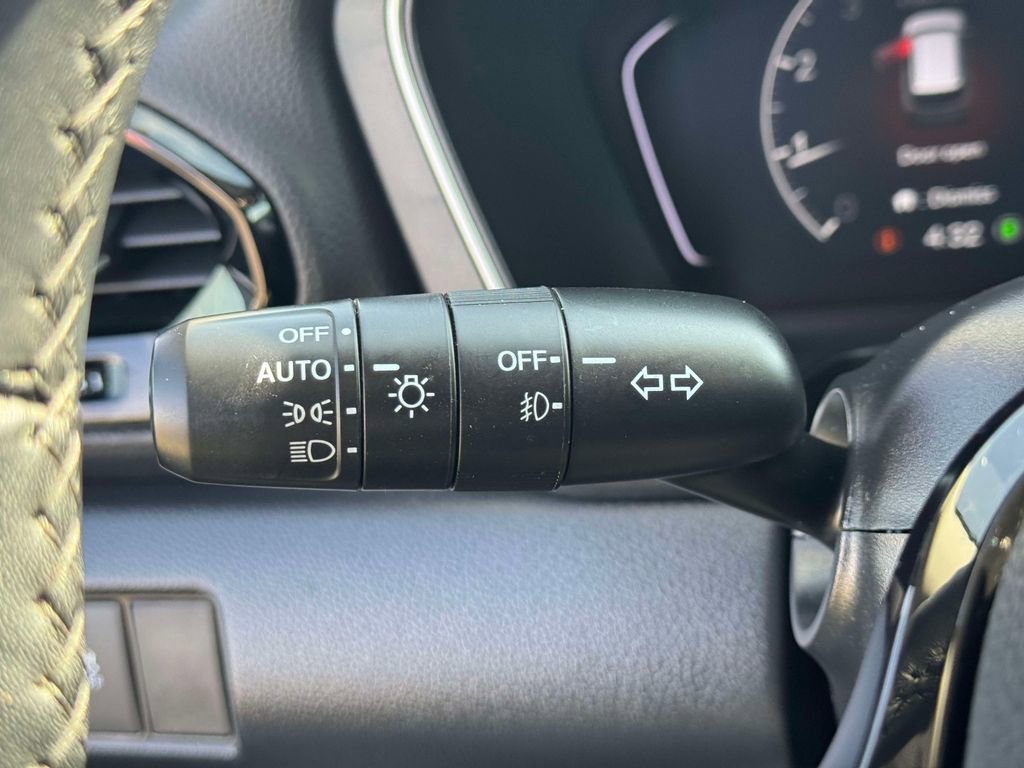 Used 2024 Honda Pilot EX-L image 23