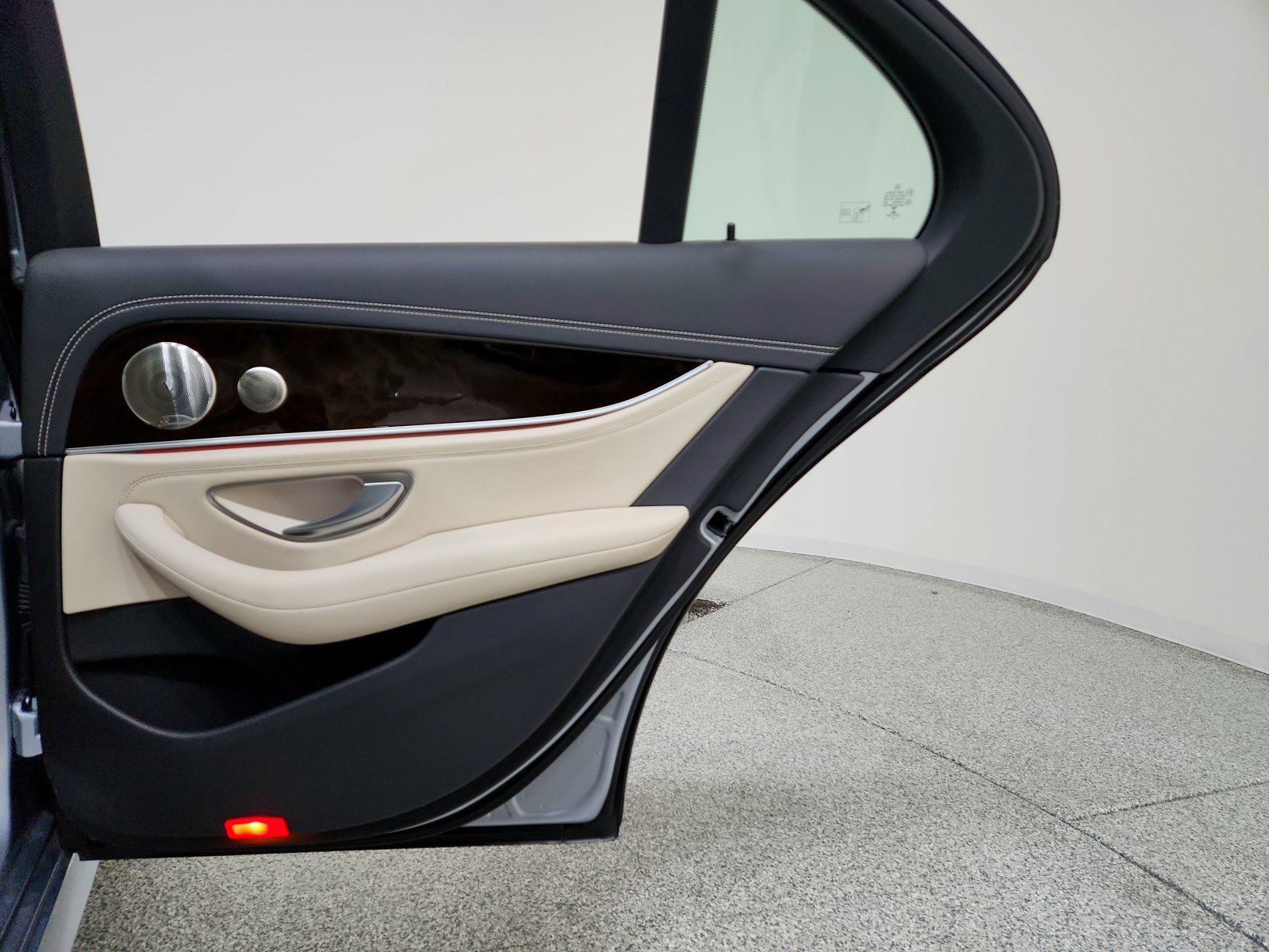 Certified 2022 Mercedes-Benz E 350 Sedan image 22