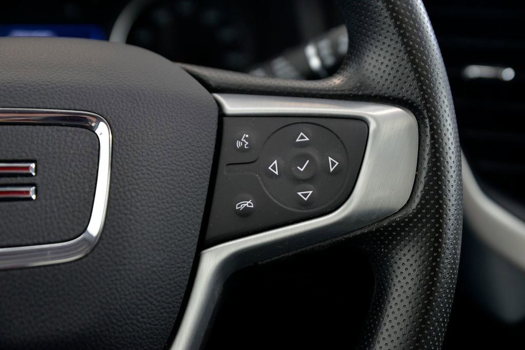 Used 2023 GMC Acadia SLE w/ Driver Convenience Package image 23