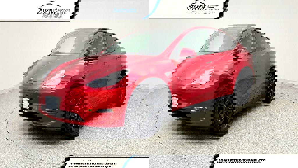 Used 2021 Tesla Model Y Long Range image 1