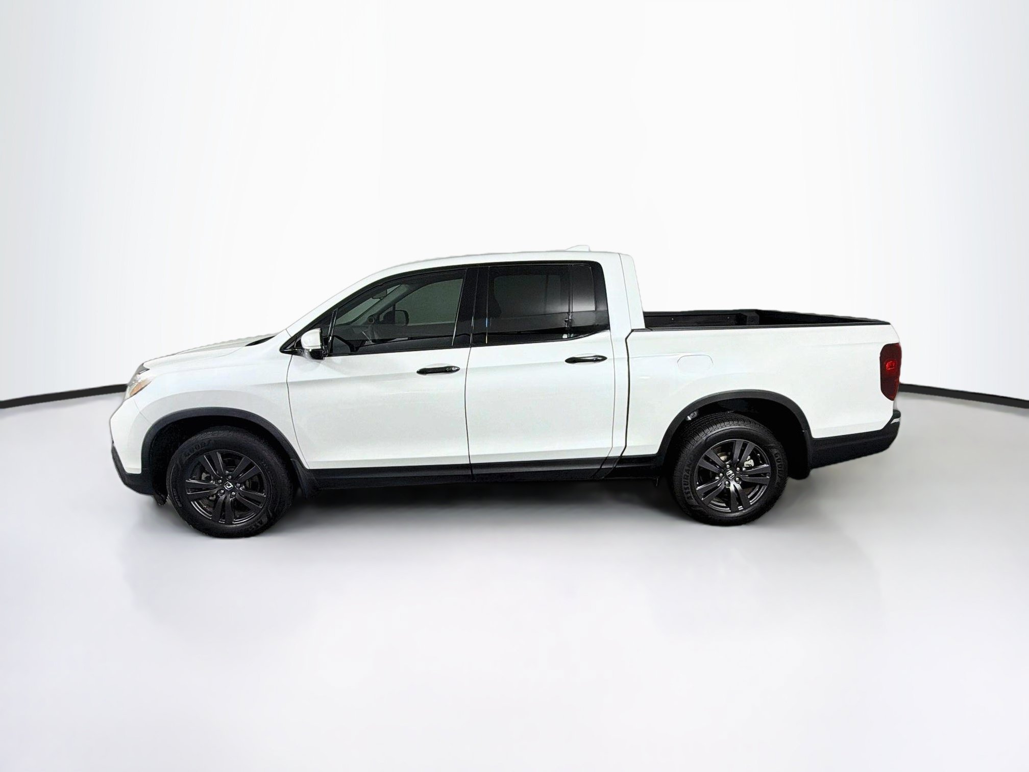 Used 2020 Honda Ridgeline Sport image 4