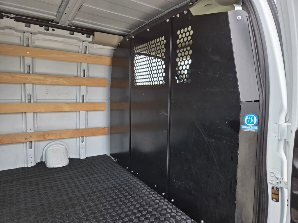 Used 2024 GMC Savana 2500 w/ Driver Convenience Package image 12