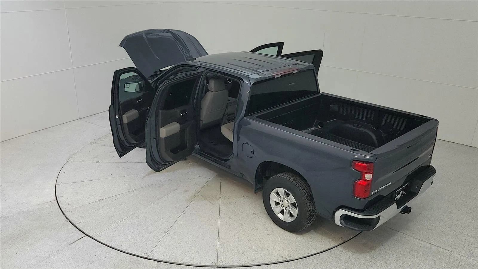 Used 2021 Chevrolet Silverado 1500 LT image 49