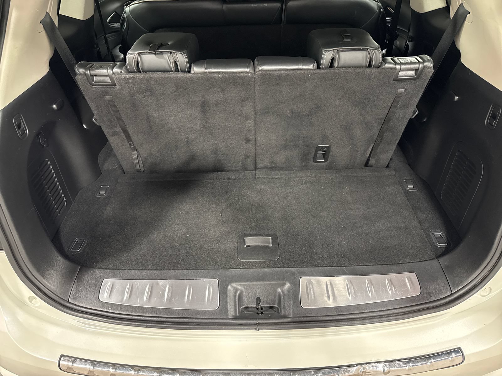 Used 2019 INFINITI QX60 Luxe w/ Essential Package AWD/4WD image 42