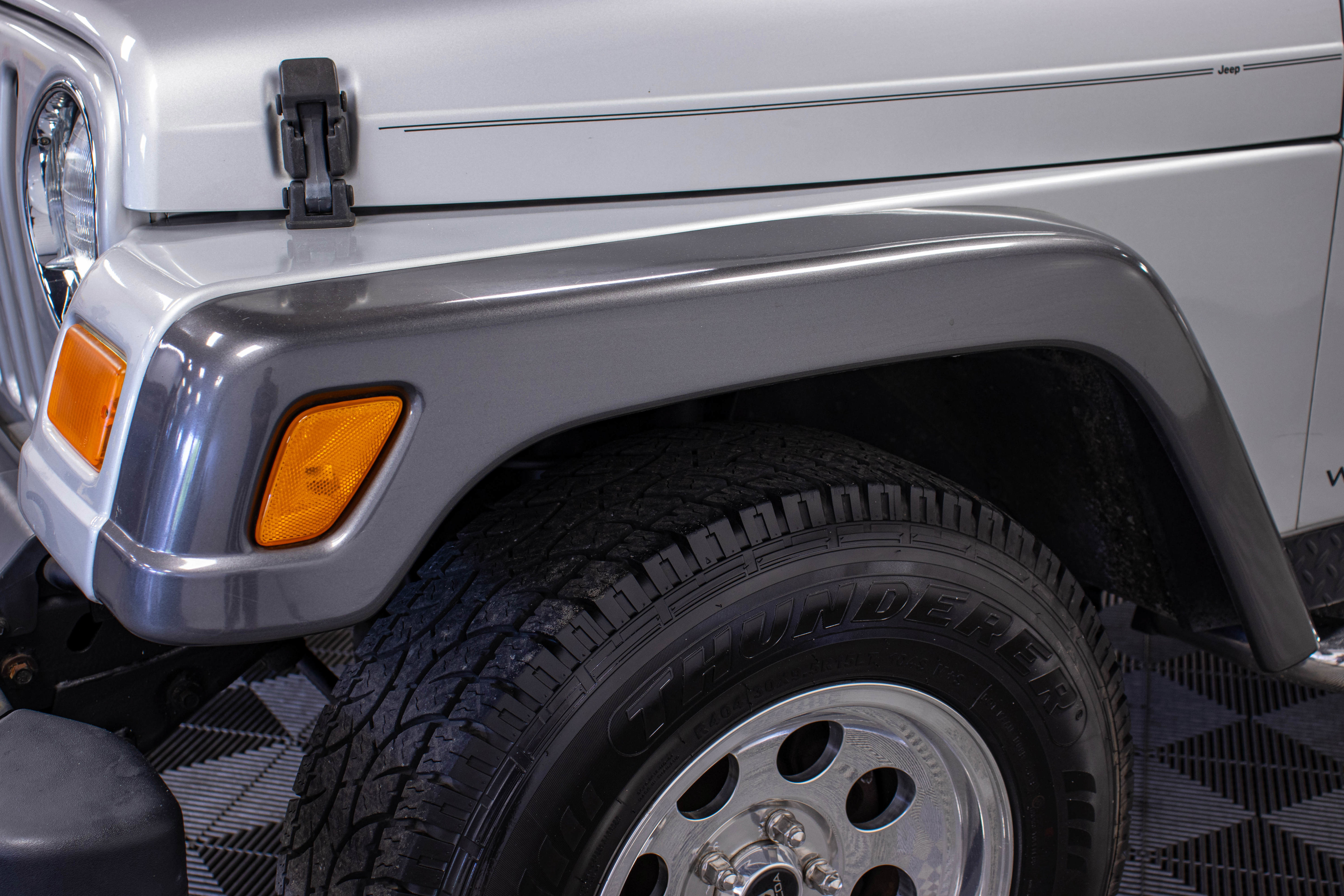 Used 2004 Jeep Wrangler X w/ Convenience Group AWD/4WD image 17
