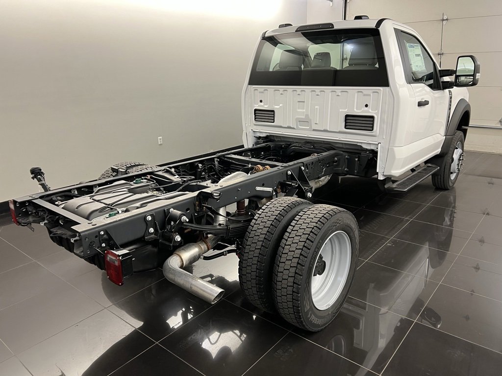 New 2024 Ford F550 4x4 Regular Cab Super Duty image 6