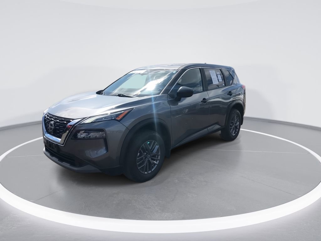 Used 2023 Nissan Rogue S AWD/4WD image 4