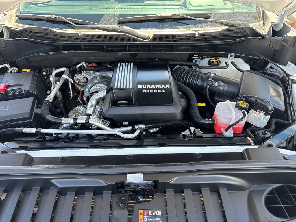 Used 2024 Chevrolet Silverado 1500 ZR2 image 21