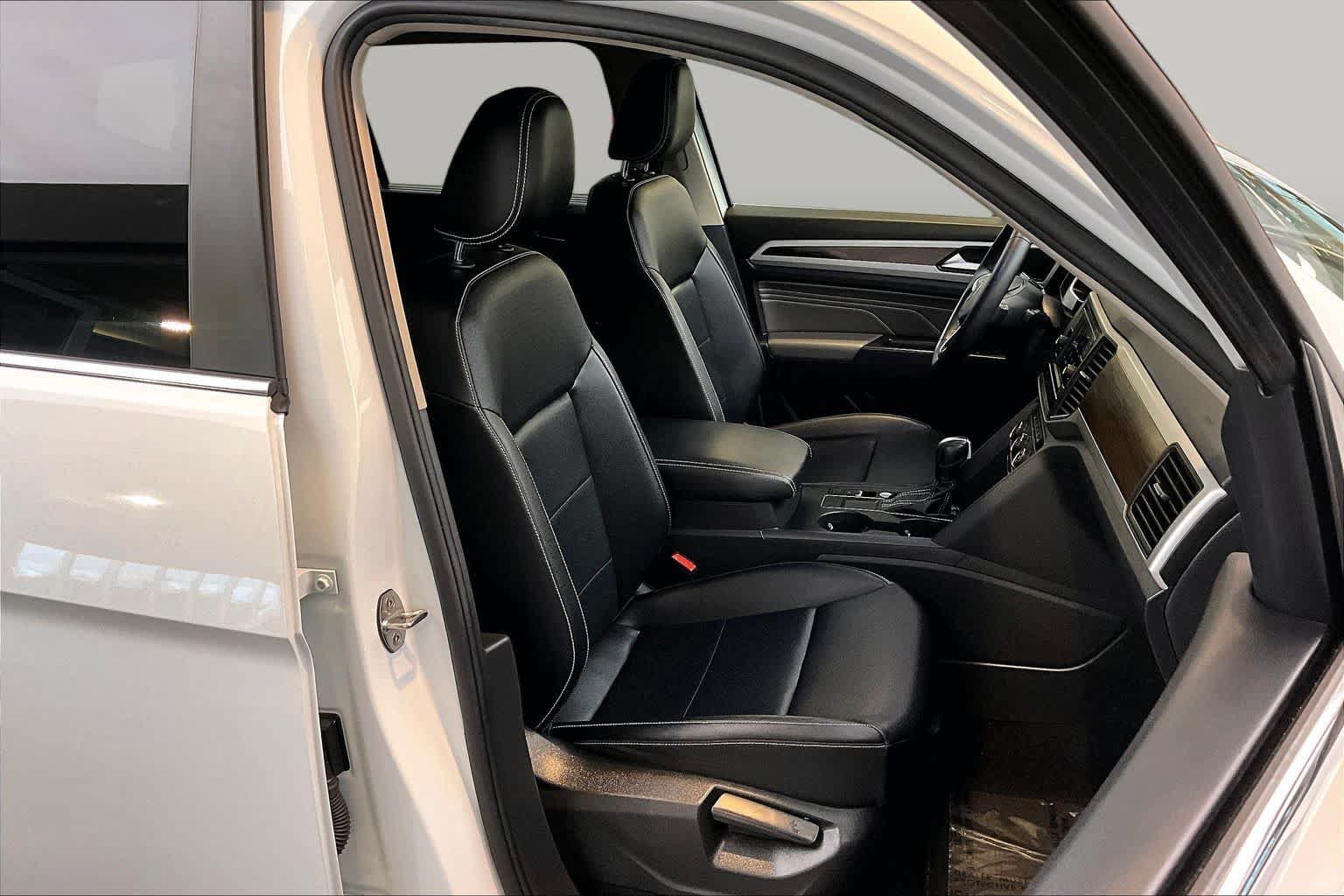 Used 2022 Volkswagen Atlas SE FWD image 9