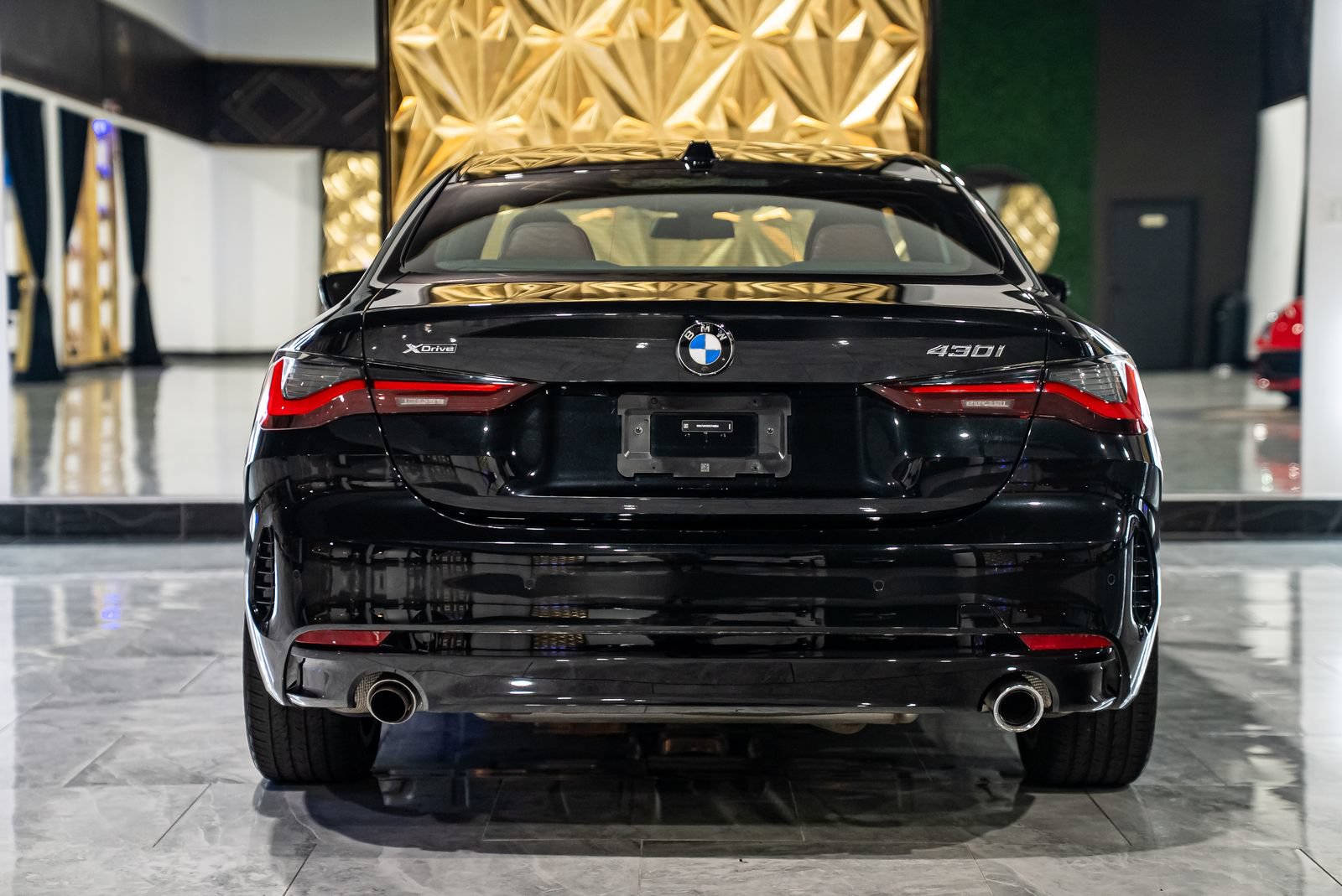 Used 2024 BMW 430i xDrive Coupe w/ Convenience Package AWD/4WD image 5