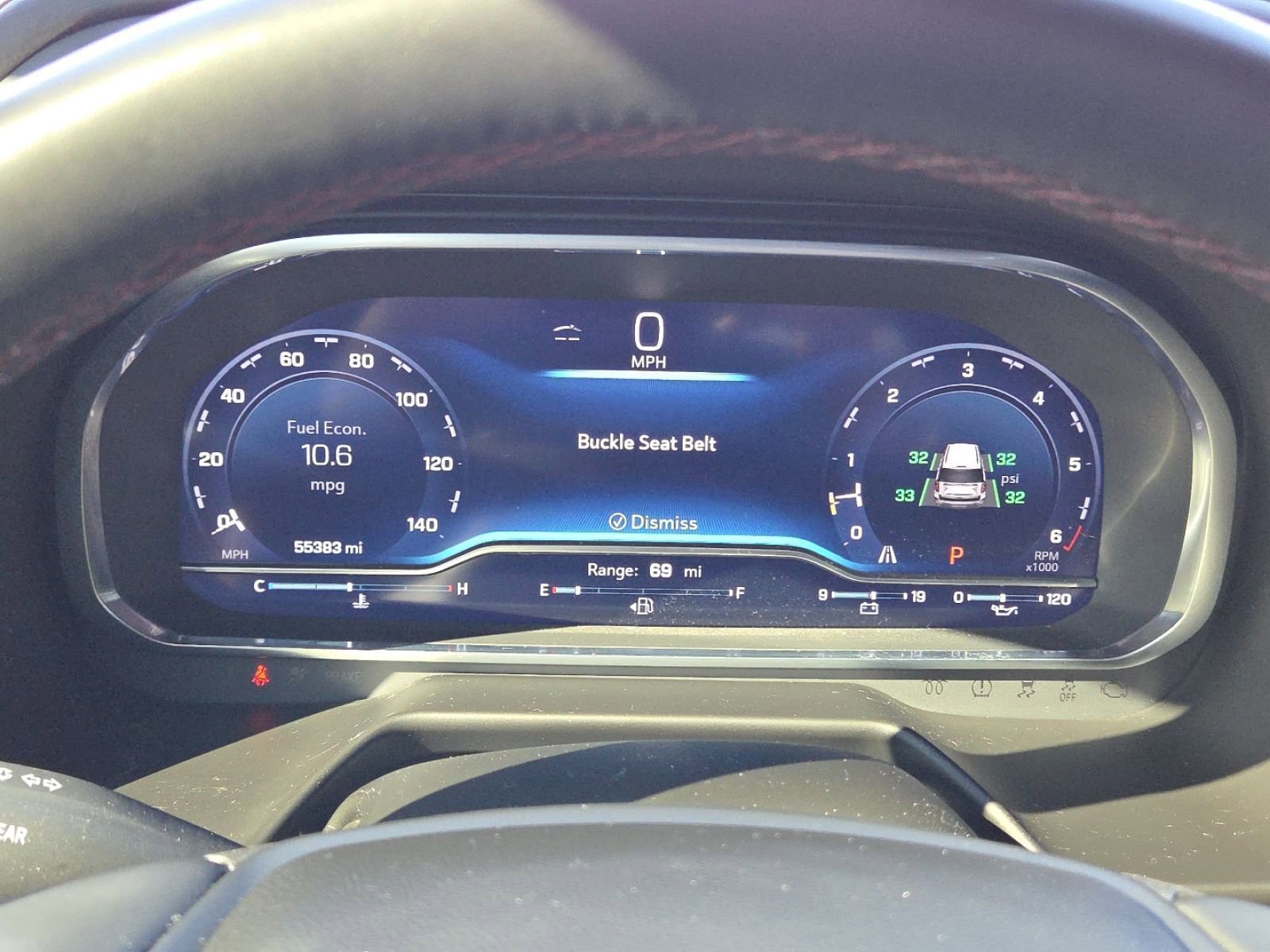 Used 2024 Chevrolet Suburban RST w/ Luxury Package image 29