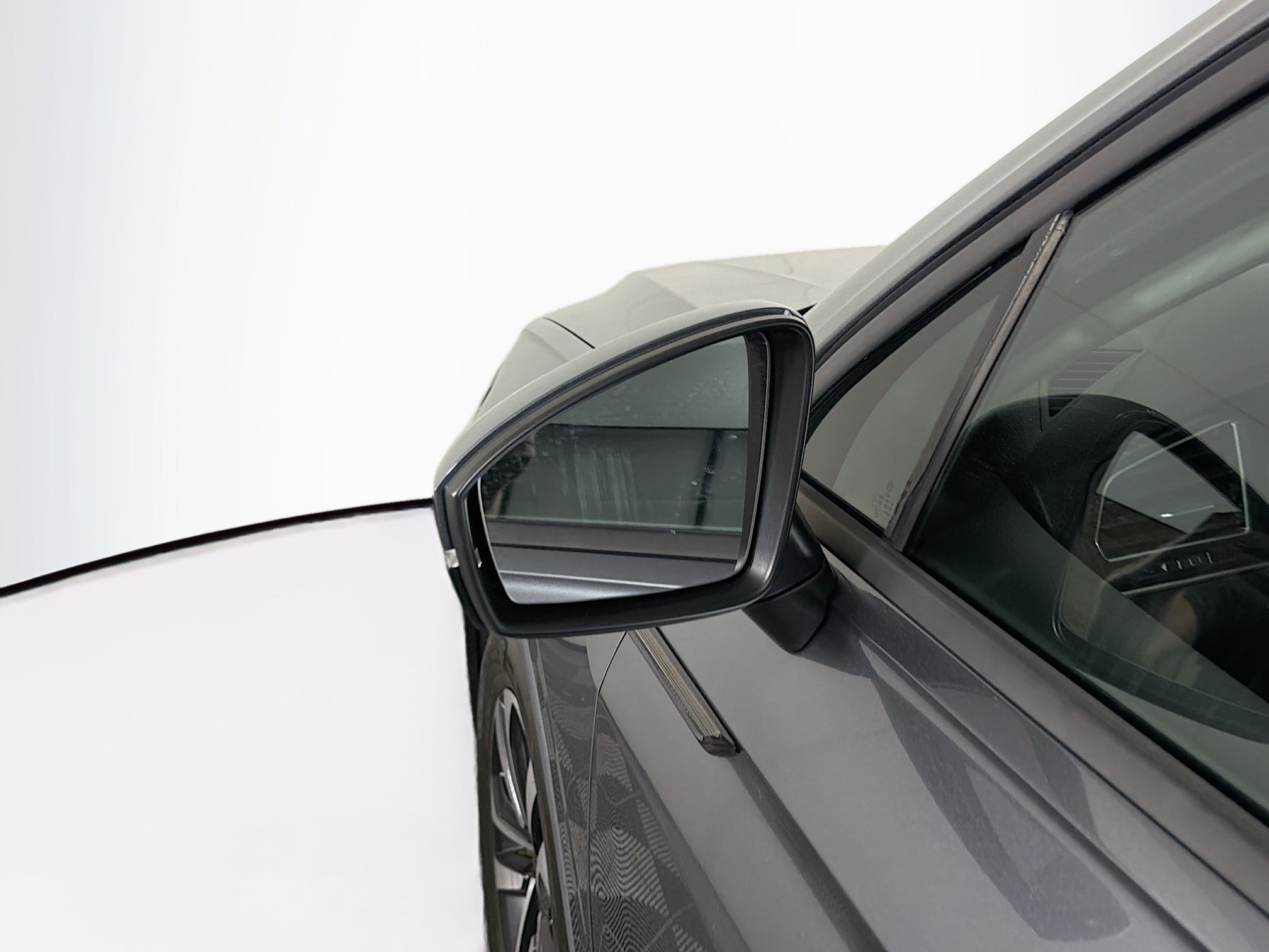 Used 2022 Volkswagen Tiguan S FWD image 16