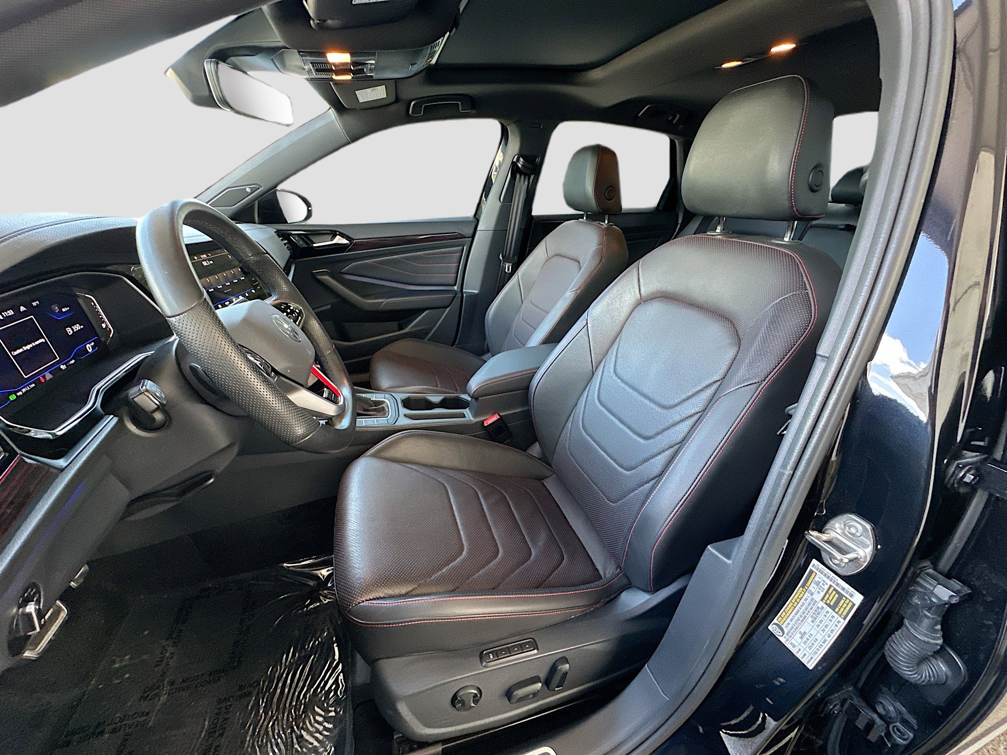 Used 2024 Volkswagen Jetta GLI Autobahn w/ GLI Black Package image 21