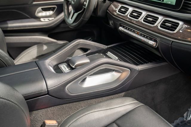 Used 2021 Mercedes-Benz GLS 450 4MATIC image 41