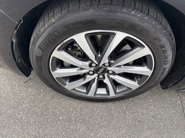 Used 2018 Lincoln Continental Premiere image 36