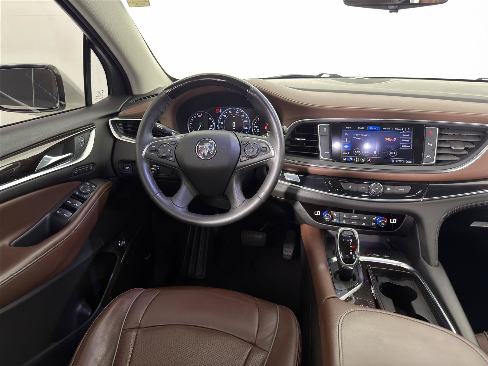 Certified 2021 Buick Enclave Avenir w/ Avenir Technology Package FWD image 24