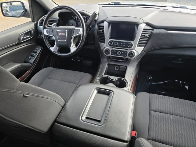 Used 2020 GMC Yukon SLE w/ SLE Value Package AWD/4WD image 24