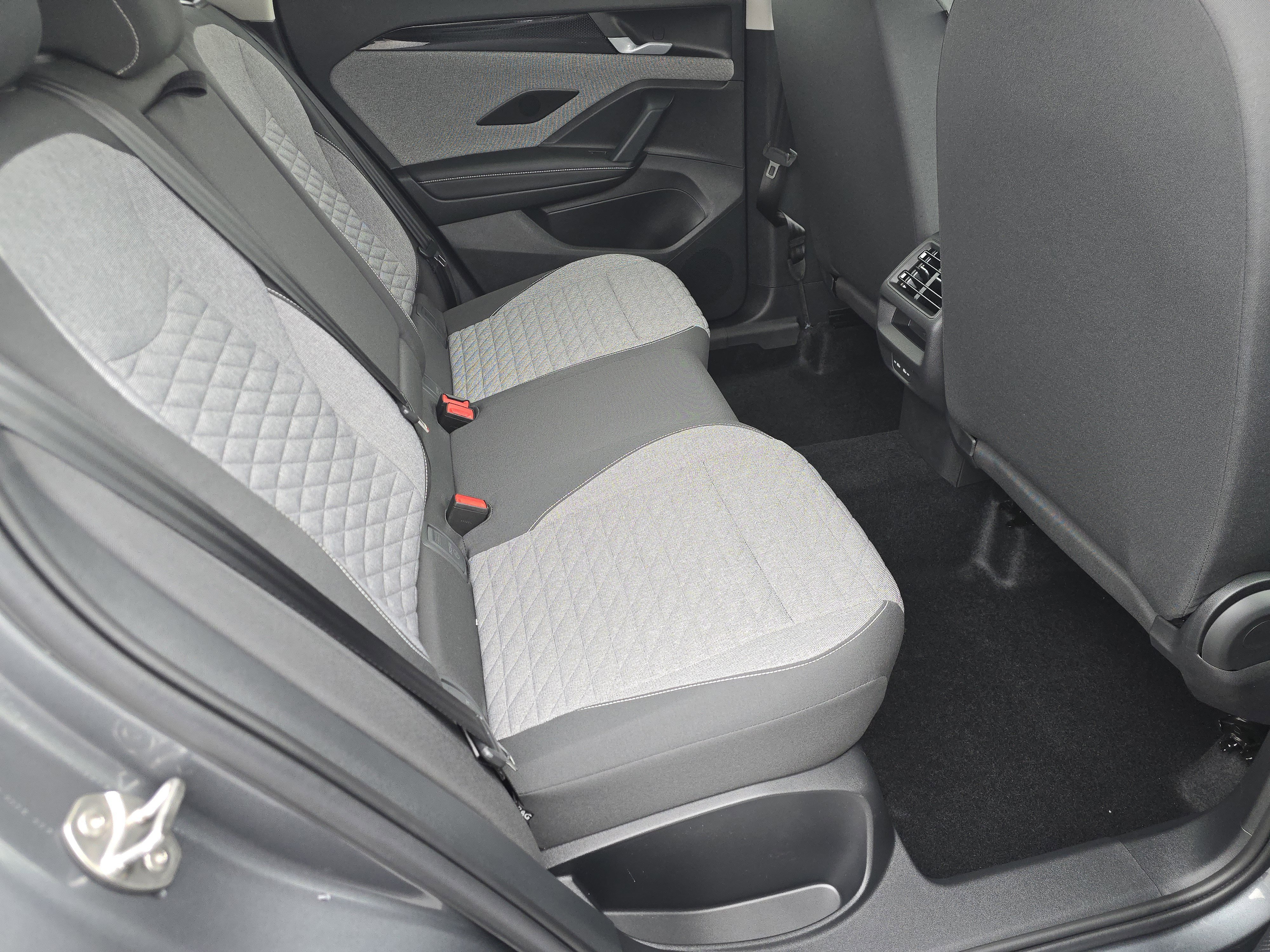 New 2026 Volkswagen Tiguan S image 16