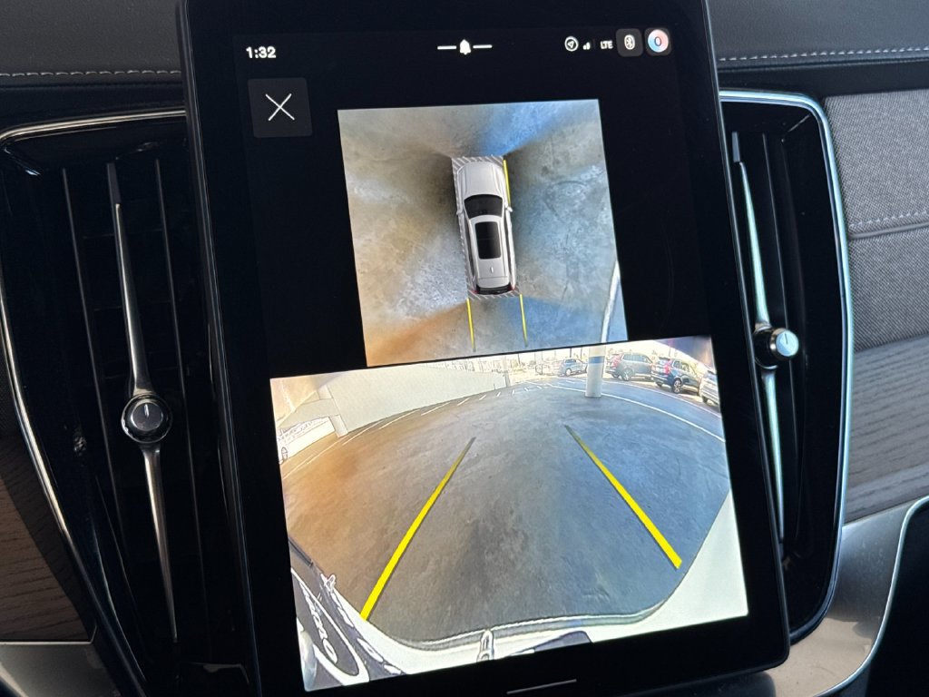 Certified 2026 Volvo XC90 B6 Plus AWD/4WD image 20