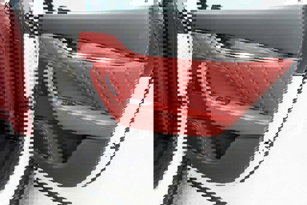 Used 2022 Maserati Levante GT image 26