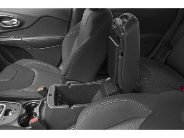 Used 2015 Jeep Cherokee Latitude AWD/4WD image 18